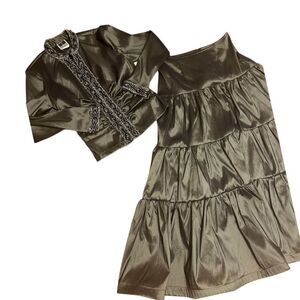 TADASHI Holiday Whimsygoth Formal wedding party sz‎ 8 Satin stretch 2 piece set